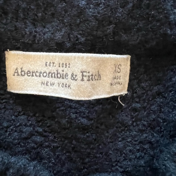 Abercrombie & Fitch Navy Logo Sweater XS – Classic A&F Preppy Knit Pullover - Picture 4 of 6